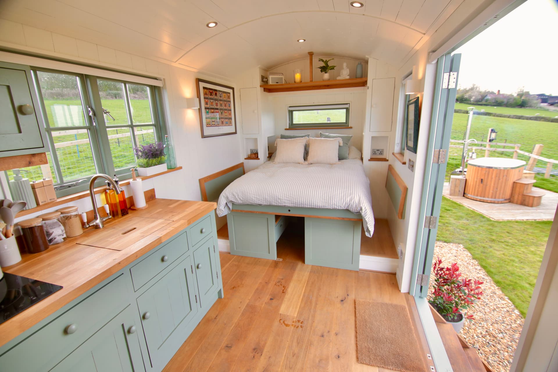 Oak Hut