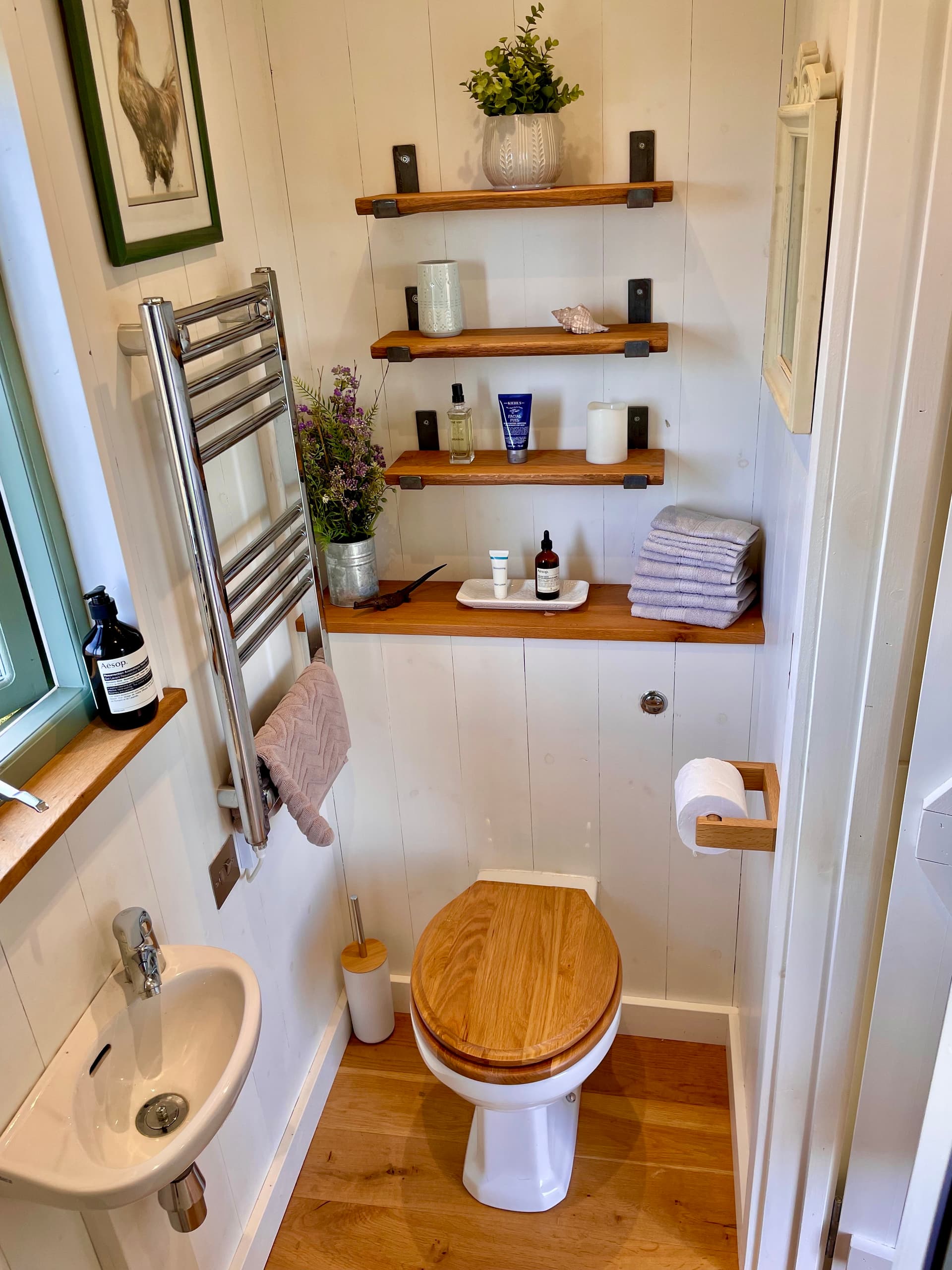 Oak Hut